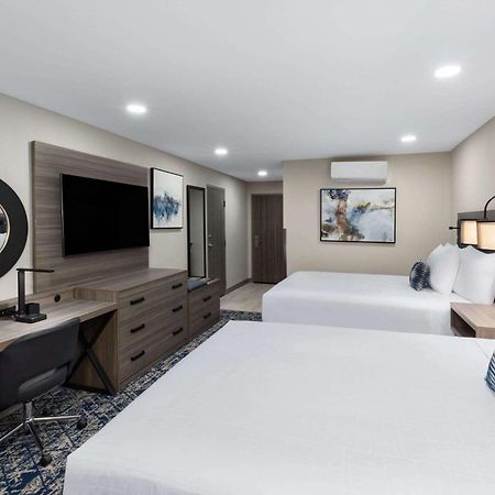 Wyndham Dfw Airport Hotel Irving Buitenkant foto