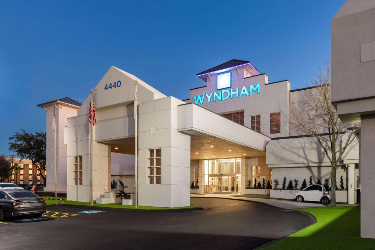 Wyndham Dfw Airport Hotel Irving Buitenkant foto