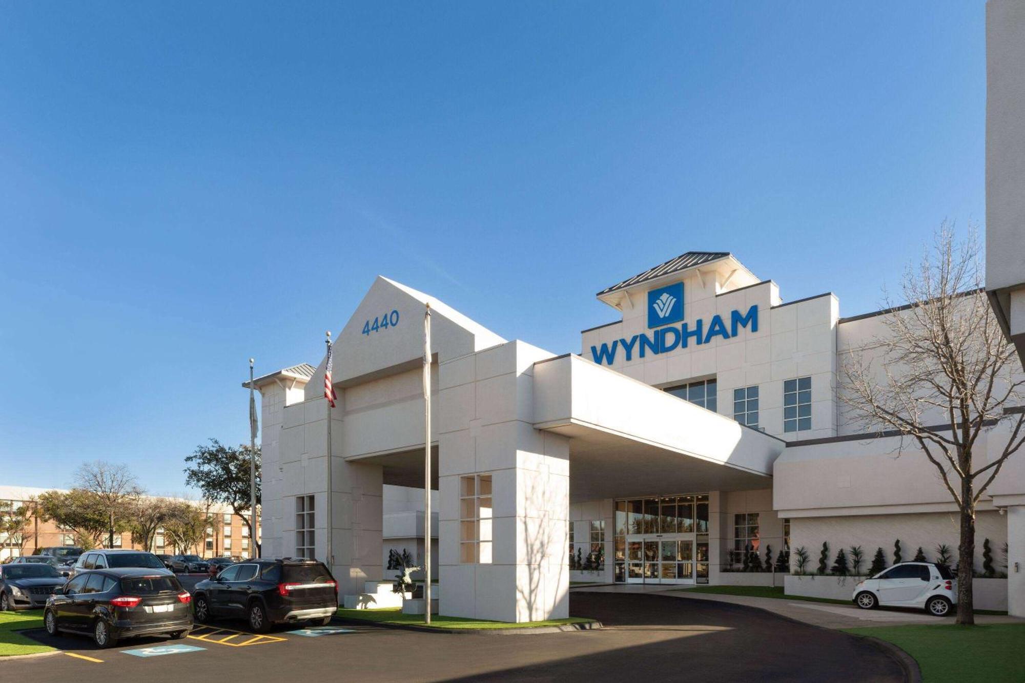 Wyndham Dfw Airport Hotel Irving Buitenkant foto