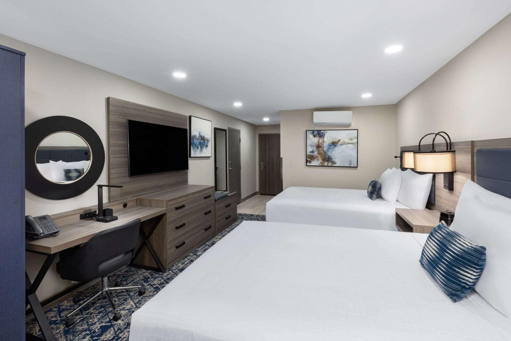 Wyndham Dfw Airport Hotel Irving Buitenkant foto